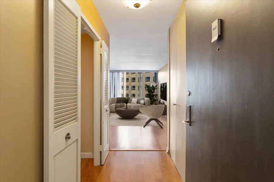 2800 N Lake Shore Drive #807, Chicago, IL 60657 - #3