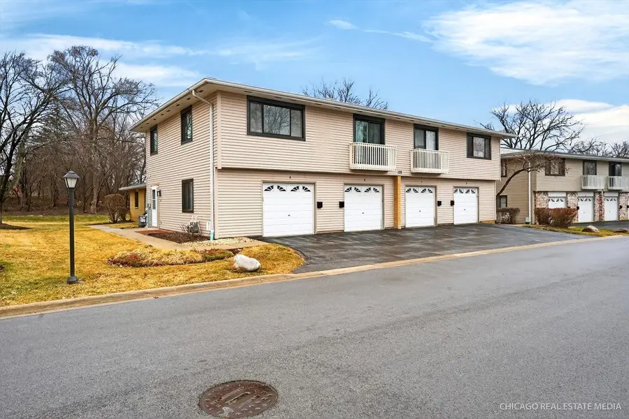 123 Brewster Court, Bloomingdale, IL 60108 - #3