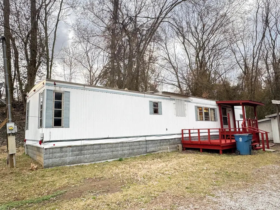 205 E Union Street, Jonesboro, IL 62952 - #2