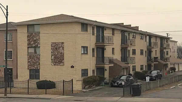 6051 S Archer Avenue #3B, Chicago, IL 60638