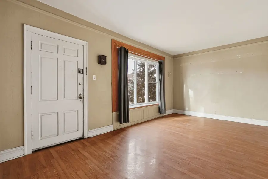 5722 W Grover Street, Chicago, IL 60630 - #3