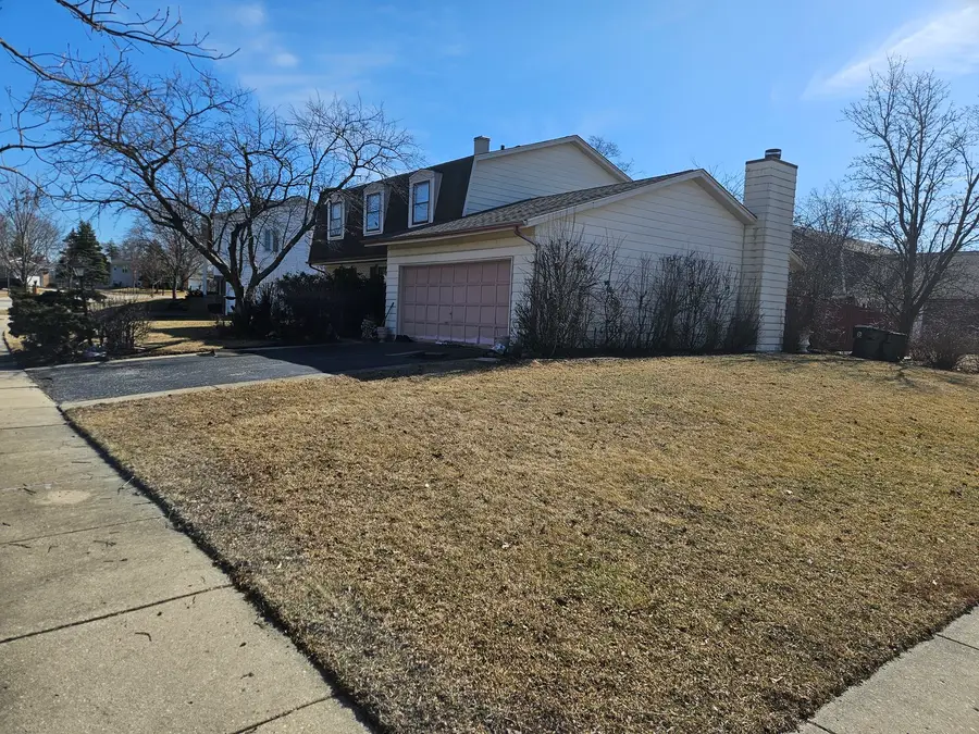 1671 Nebraska Drive, Elk Grove Village, IL 60007 - #2
