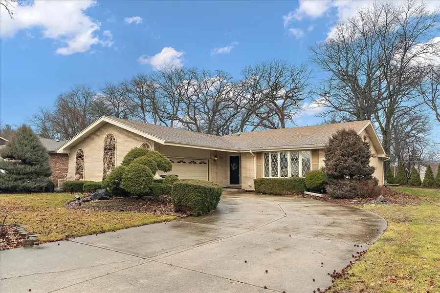 16W648 89th Place, Willowbrook, IL 60527 - #2