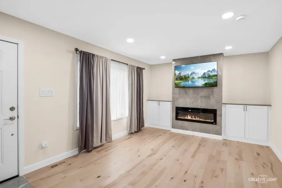 401 Salem Square, Bolingbrook, IL 60440 - #2