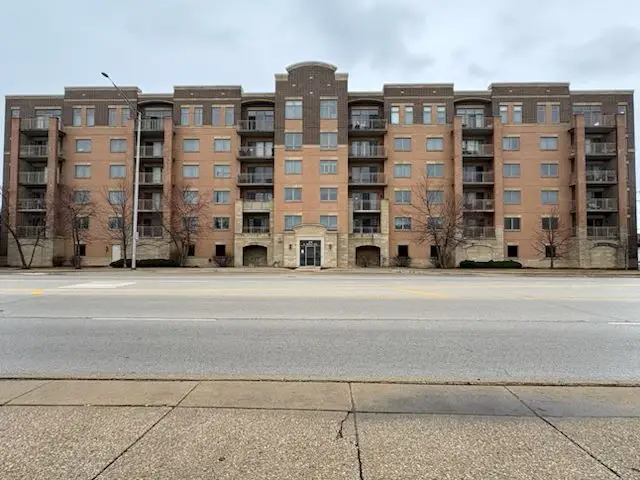 77 N Wolf Road #210, Northlake, IL 60164 - #1