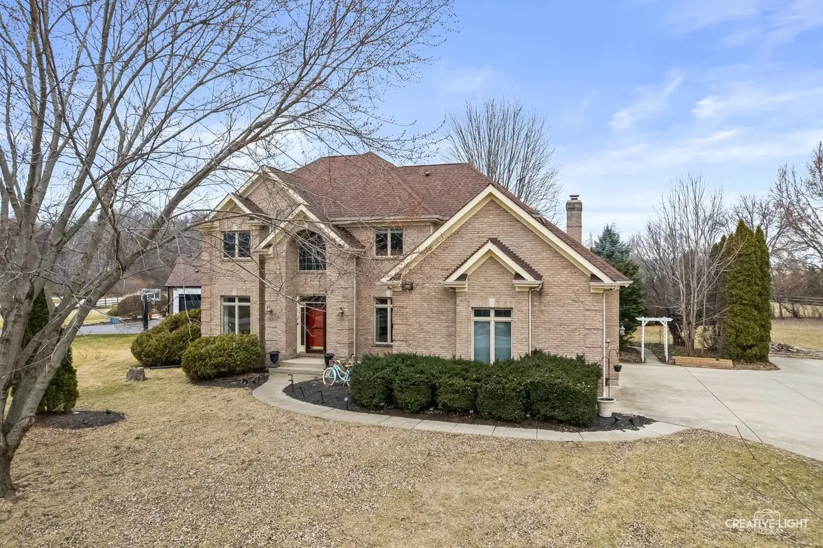 39W796 Dairyherd Lane, Saint Charles, IL 60175 - #1