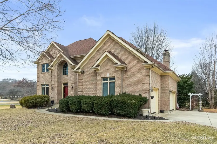 39W796 Dairyherd Lane, Saint Charles, IL 60175 - #3