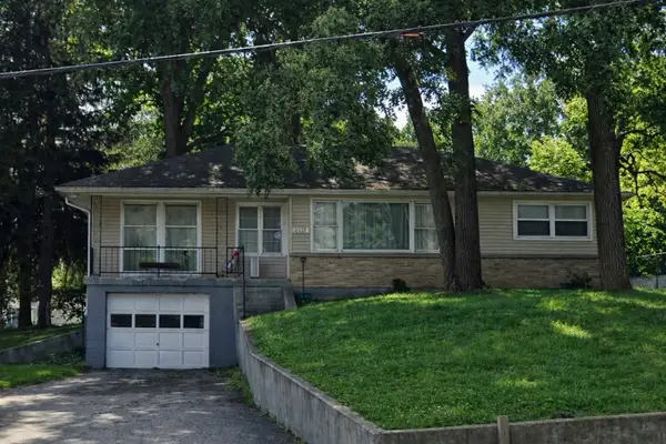 4113 W Crystal Lake Road, McHenry, IL 60050