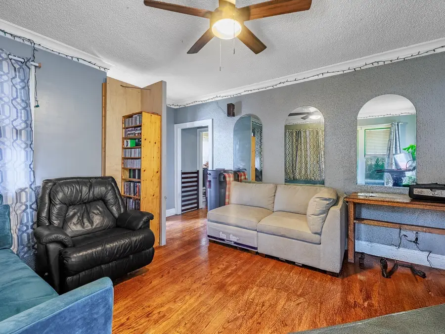 5632 S Christiana Avenue, Chicago, IL 60629 - #2