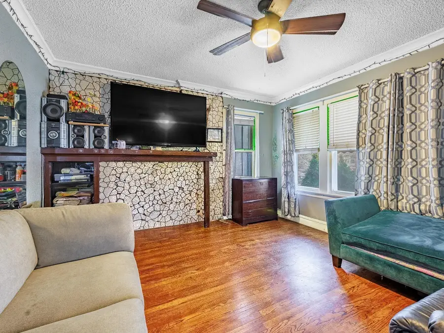 5632 S Christiana Avenue, Chicago, IL 60629 - #3