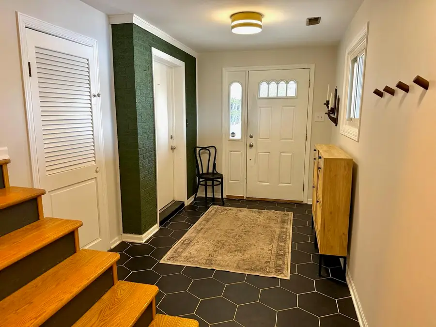 30 Echo Hill, Lake In The Hills, IL 60156 - #3