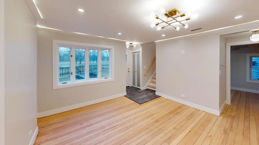 8325 W Forest Preserve Avenue, Chicago, IL 60634 - #3