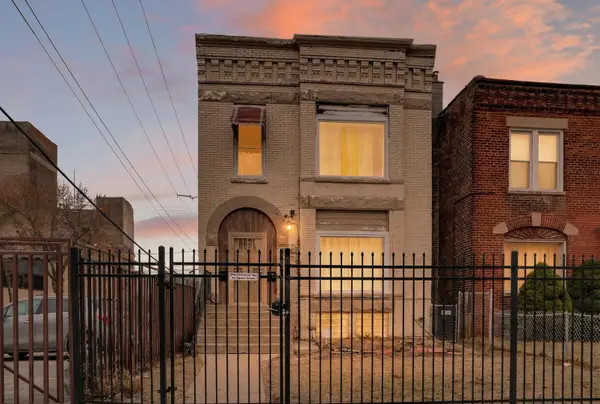 Address Withheld By Seller, Chicago, IL 60637