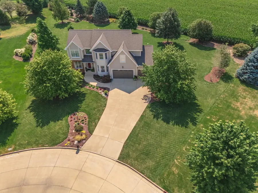 29 Cloverhill Circle, Bloomington, IL 61705 - #2