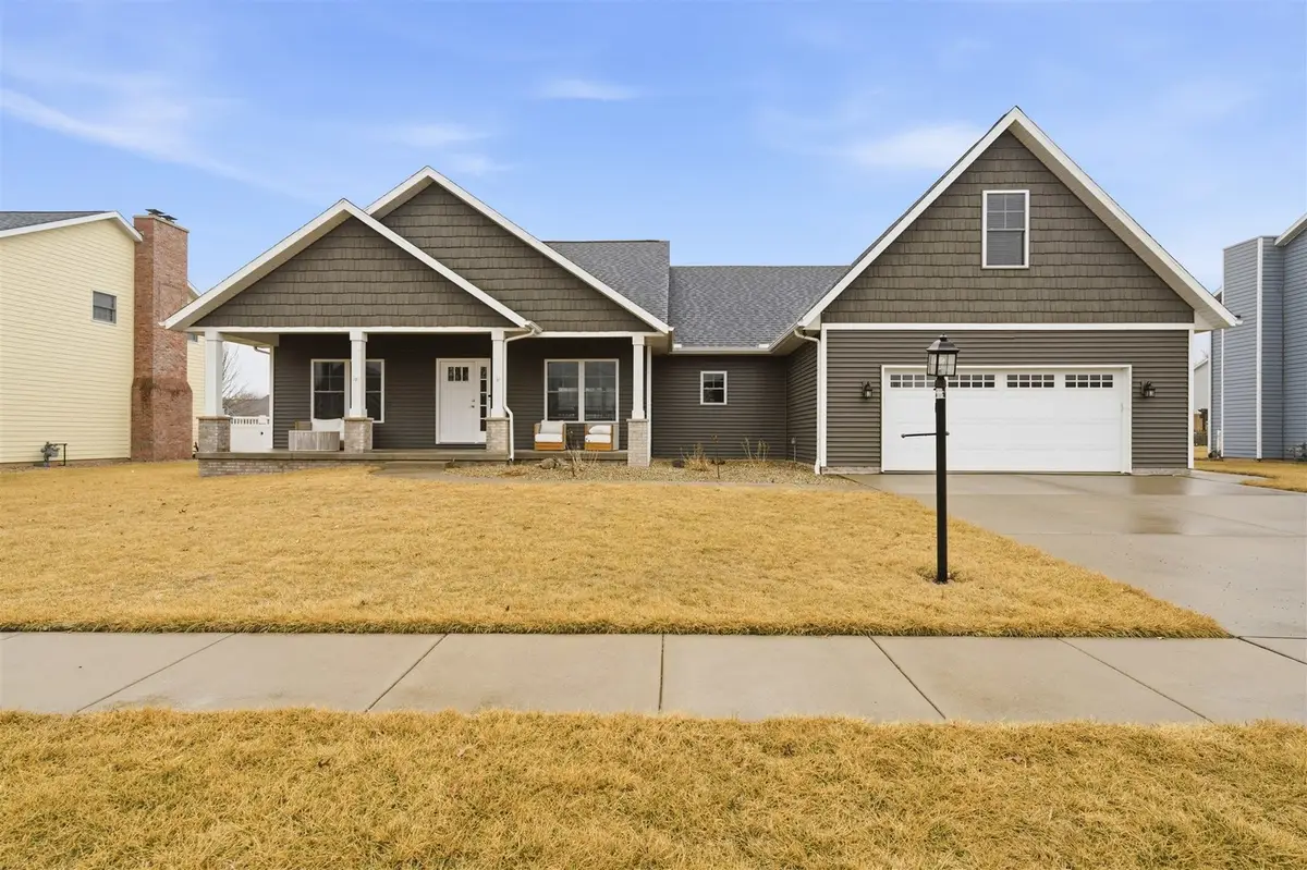 404 Victoria Drive, Washington, IL 61571 - #1