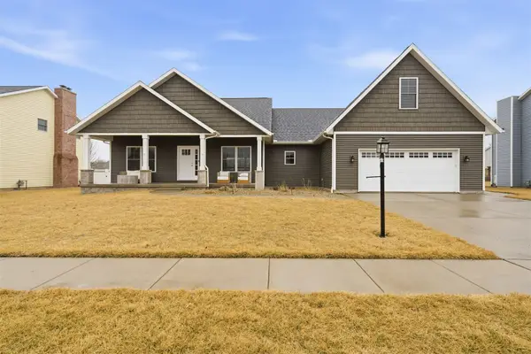 404 Victoria Drive, Washington, IL 61571