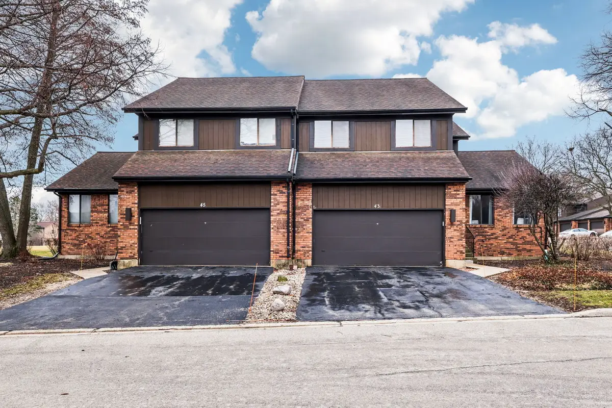 43 Creekside Circle, Elgin, IL 60123 - #1