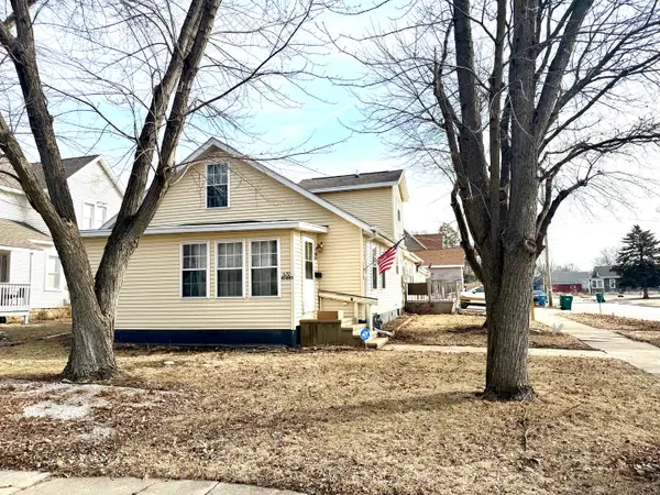 420 Adams Street, Ottawa, IL 61350