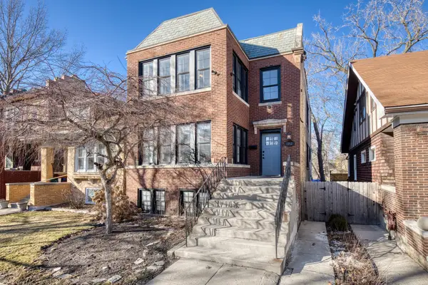 2712 W Sunnyside Avenue, Chicago, IL 60625