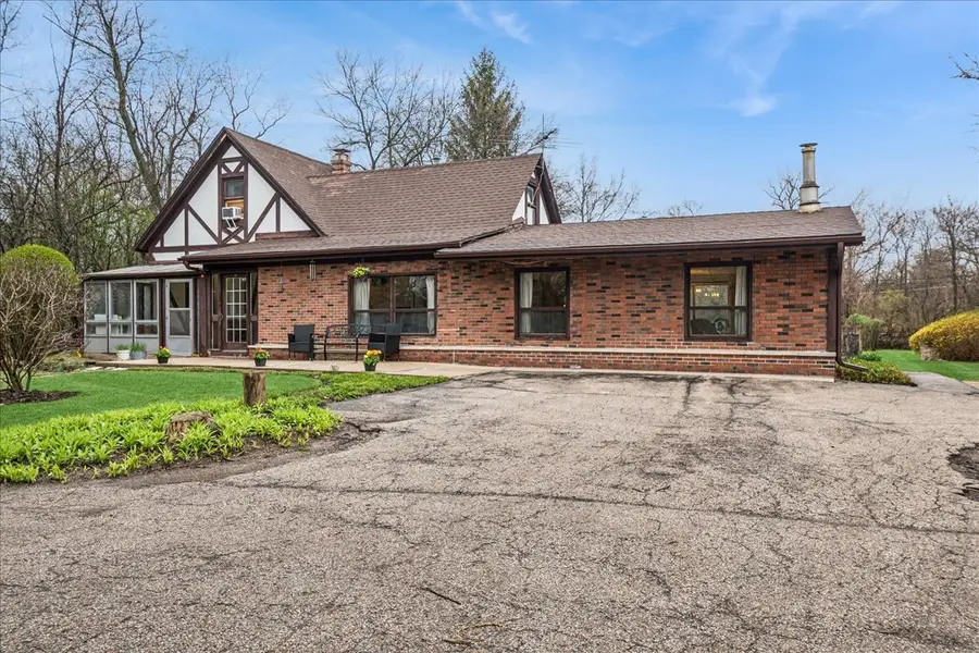 609 Forest Edge Lane, Des Plaines, IL 60016 - #3