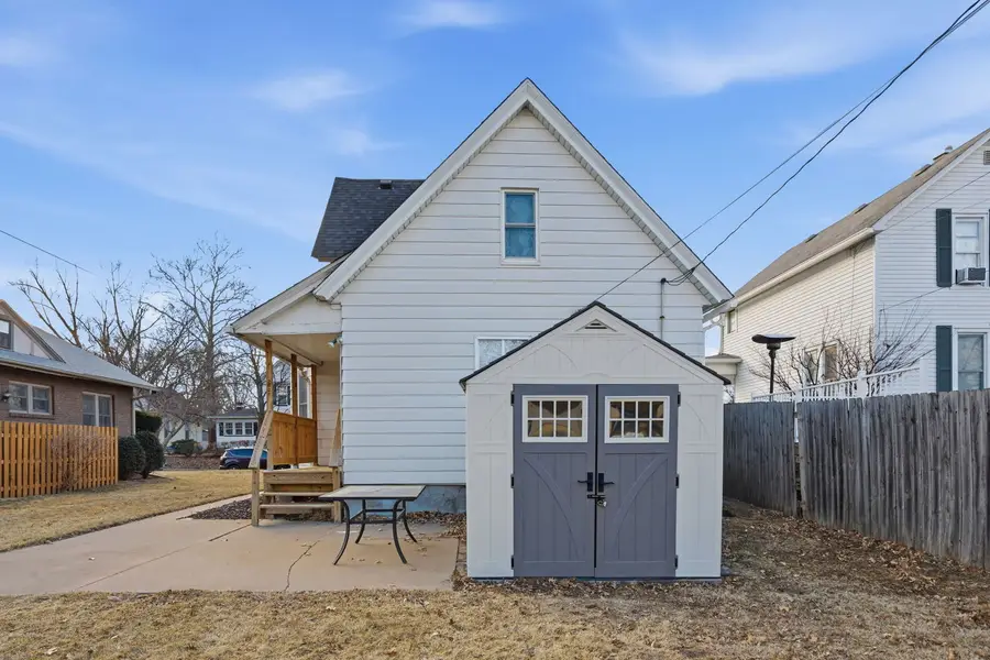 2627 Fair Avenue, Davenport, IA 52803 - #2