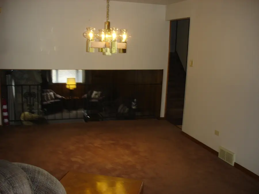 10138 S 87th Avenue, Palos Hills, IL 60465 - #3