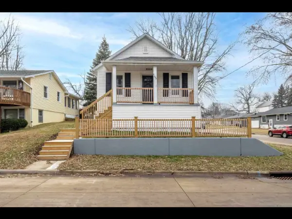2503 Glenn Street, Bettendorf, IA 52722