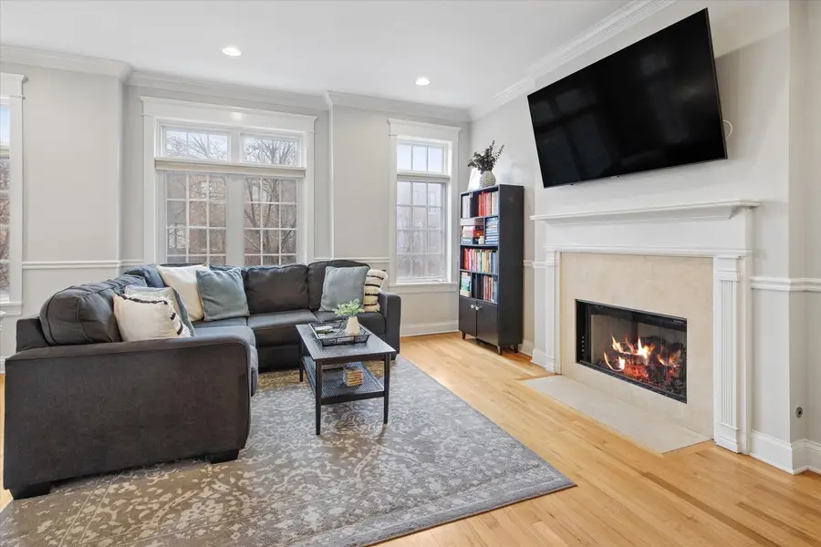 1539 W Montana Street #2, Chicago, IL 60614 - #2