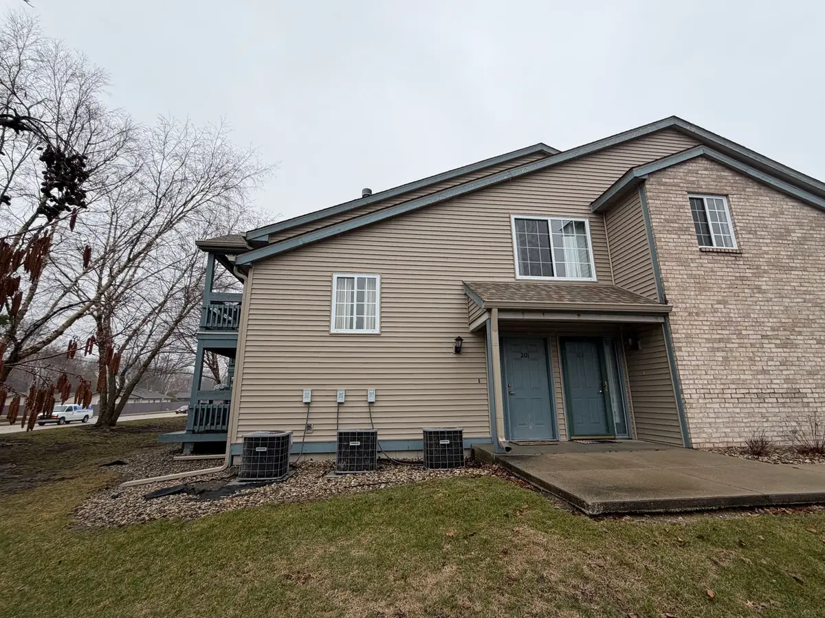 2404 Windward Boulevard #201, Champaign, IL 61821 - #1