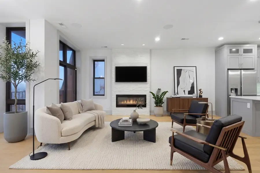 4226 S Ellis Avenue #4S, Chicago, IL 60653 - #2