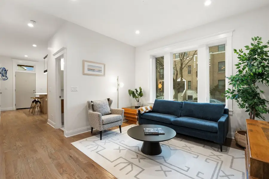 3354 N Whipple Street #1R, Chicago, IL 60618 - #2