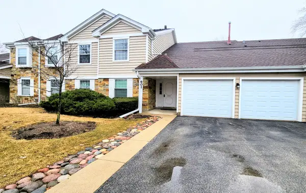 601 Fairbanks Court #V2, Schaumburg, IL 60194