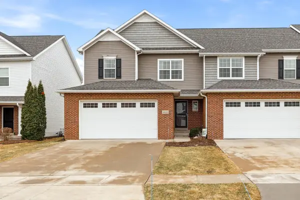 4428 Slate Creek Drive, Bettendorf, IA 52722