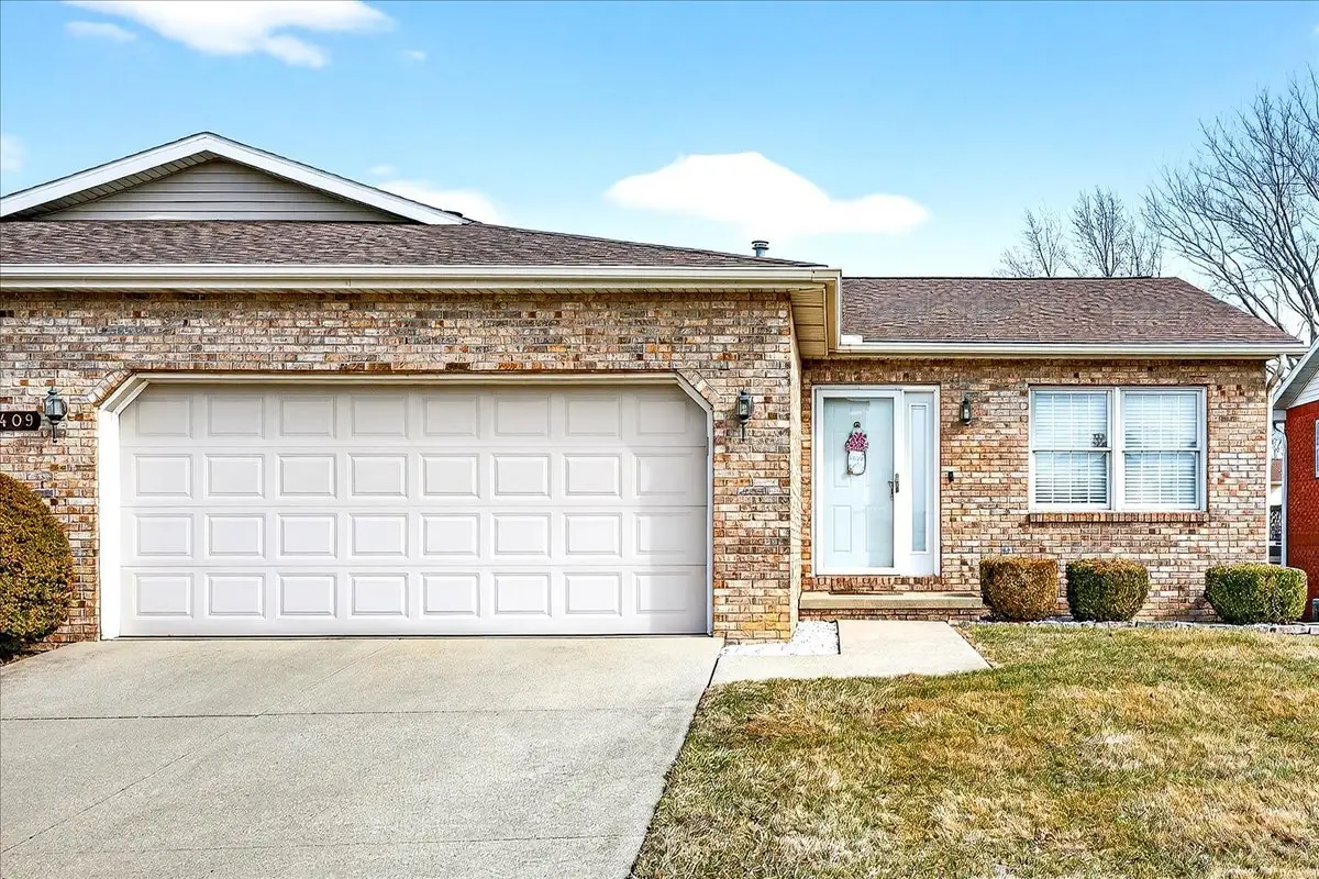 1409 Oakbrook Drive #2, Bloomington, IL 61704 - #1