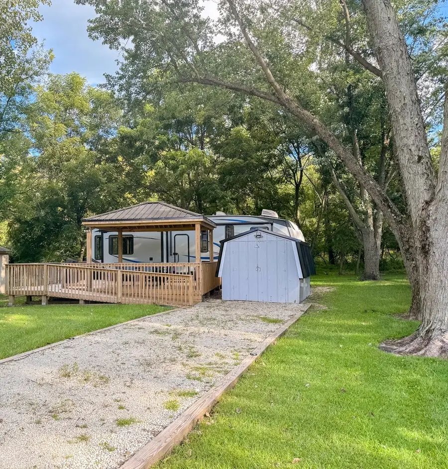17/83 Woodhaven, Sublette, IL 61367 - #2