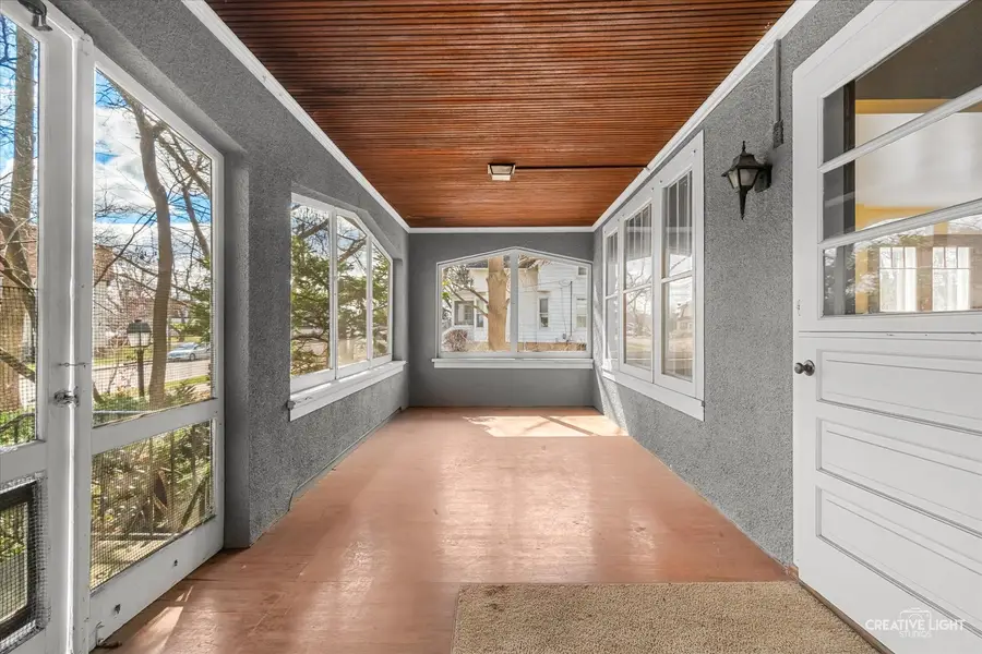 118 S Union Street, Elgin, IL 60123 - #3