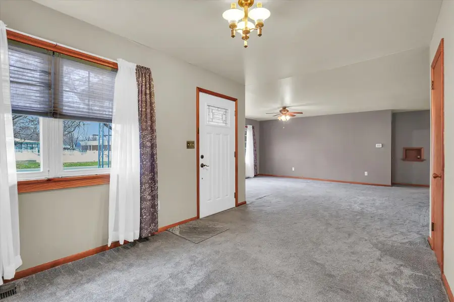 502 S Parke Street, Tuscola, IL 61953 - #3