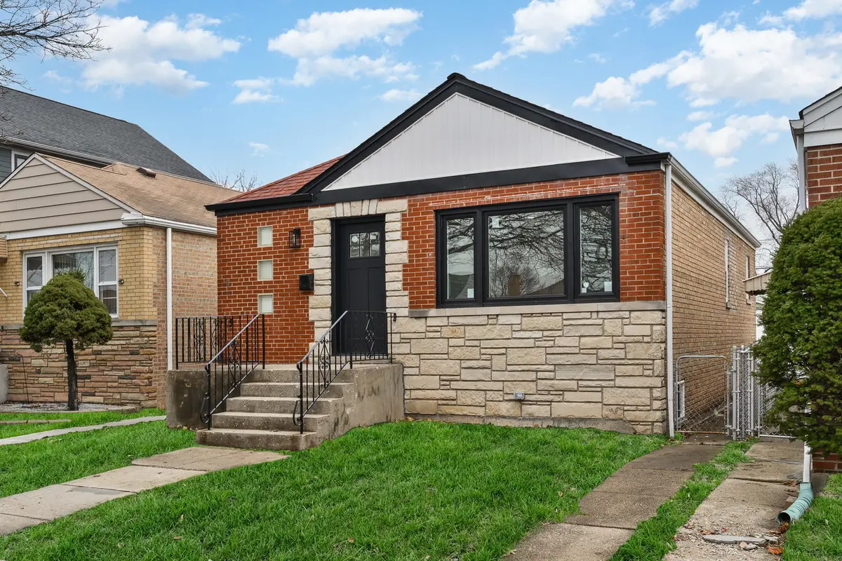 5423 N Moody Avenue, Chicago, IL 60630 - #1