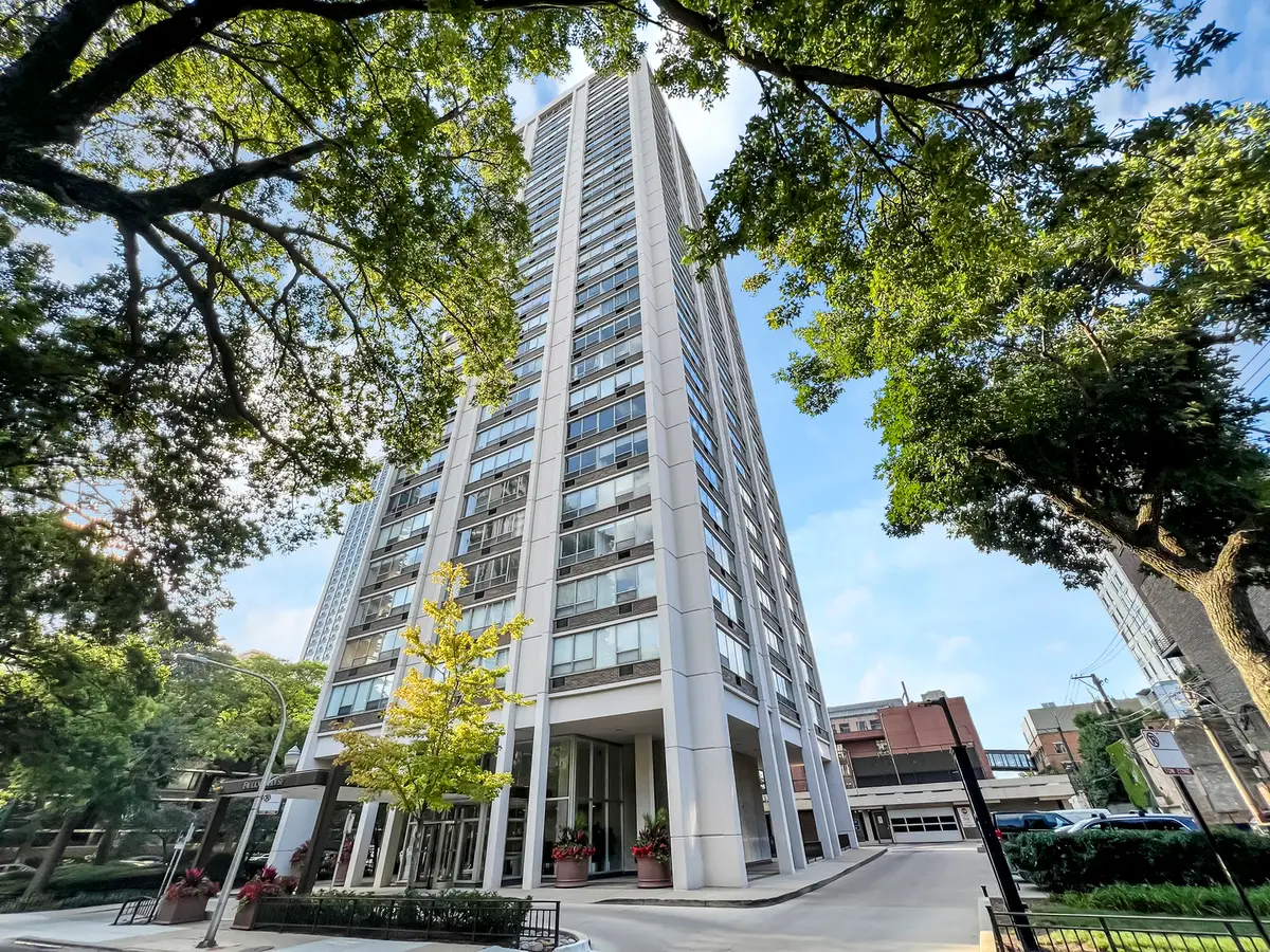 70 W Burton Place #301F, Chicago, IL 60610 - #1