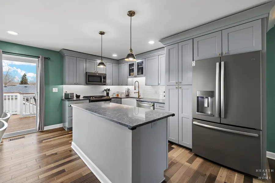 555 Rodenburg Road, Roselle, IL 60172 - #3