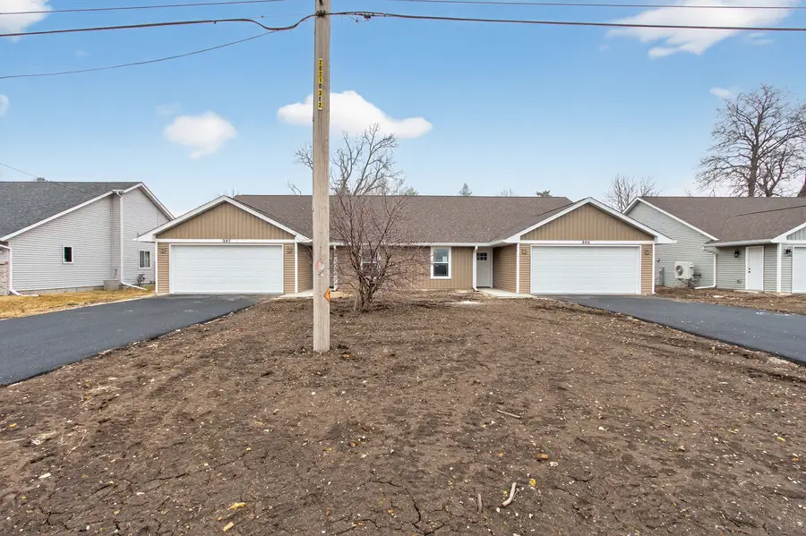 307 W South Street #307, Durand, IL 61024 - #2