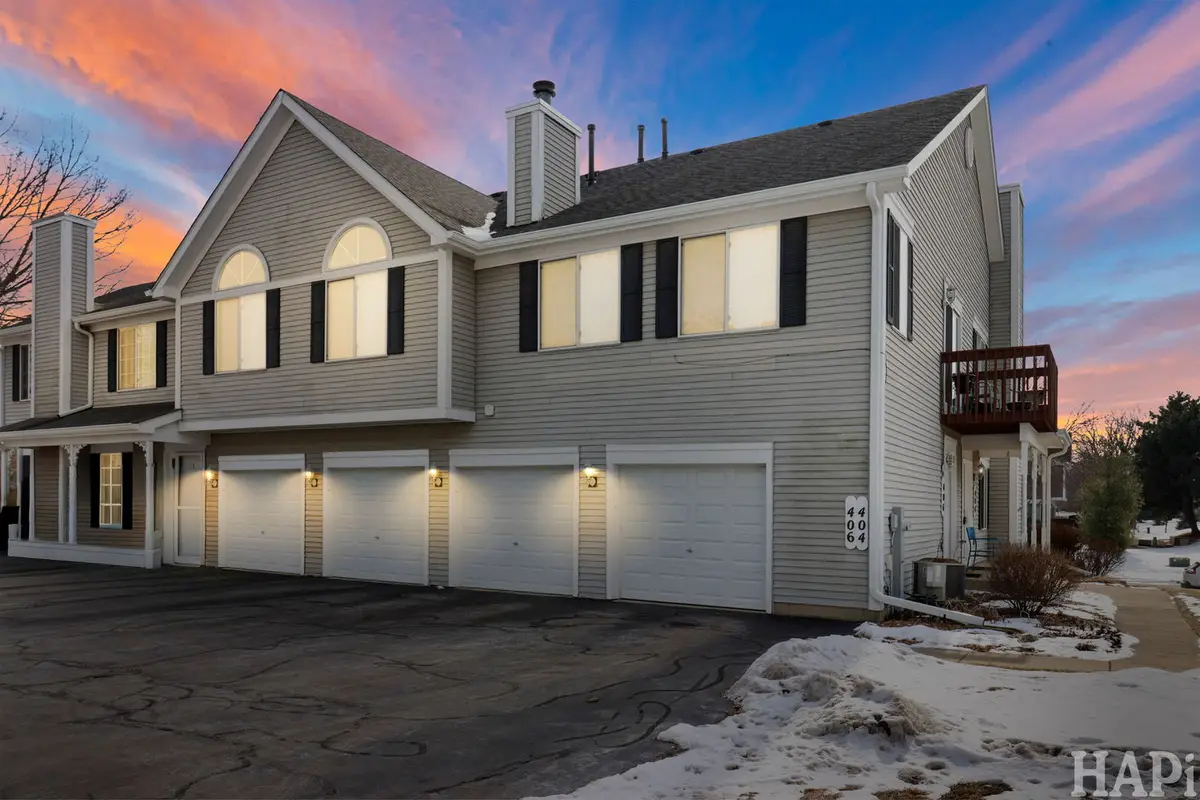 404 Lowell Drive #404, South Elgin, IL 60177 - #1