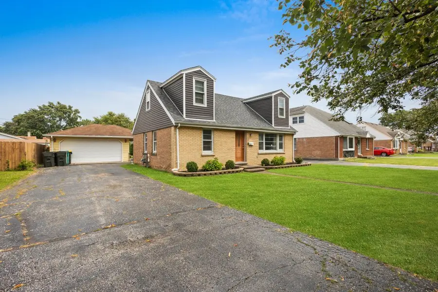 10925 Mcvicker Avenue, Chicago Ridge, IL 60415 - #2