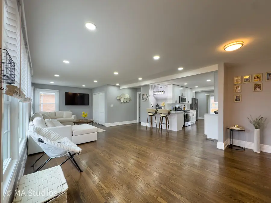 9017 Major Avenue, Morton Grove, IL 60053 - #2