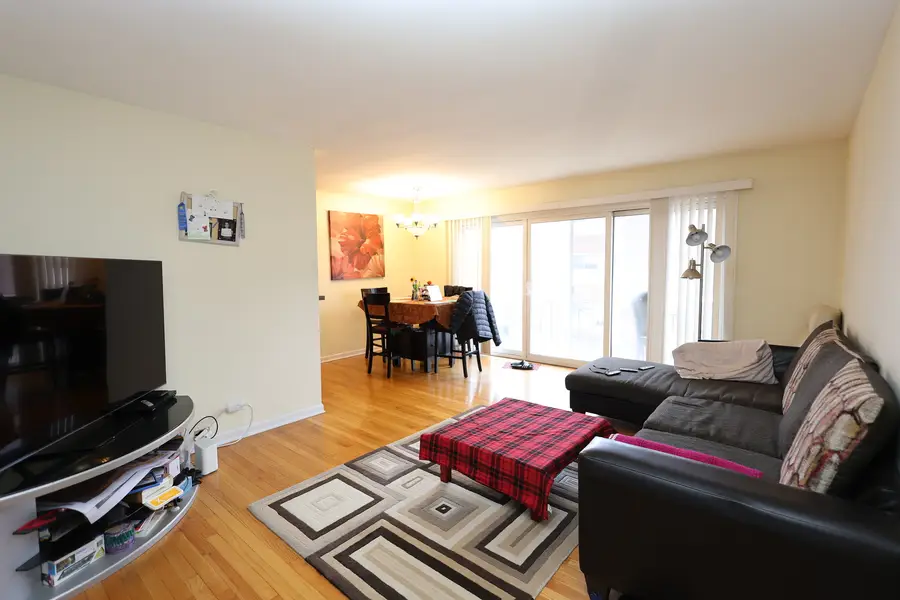 10111 Old Orchard Court #203, Skokie, IL 60076 - #3