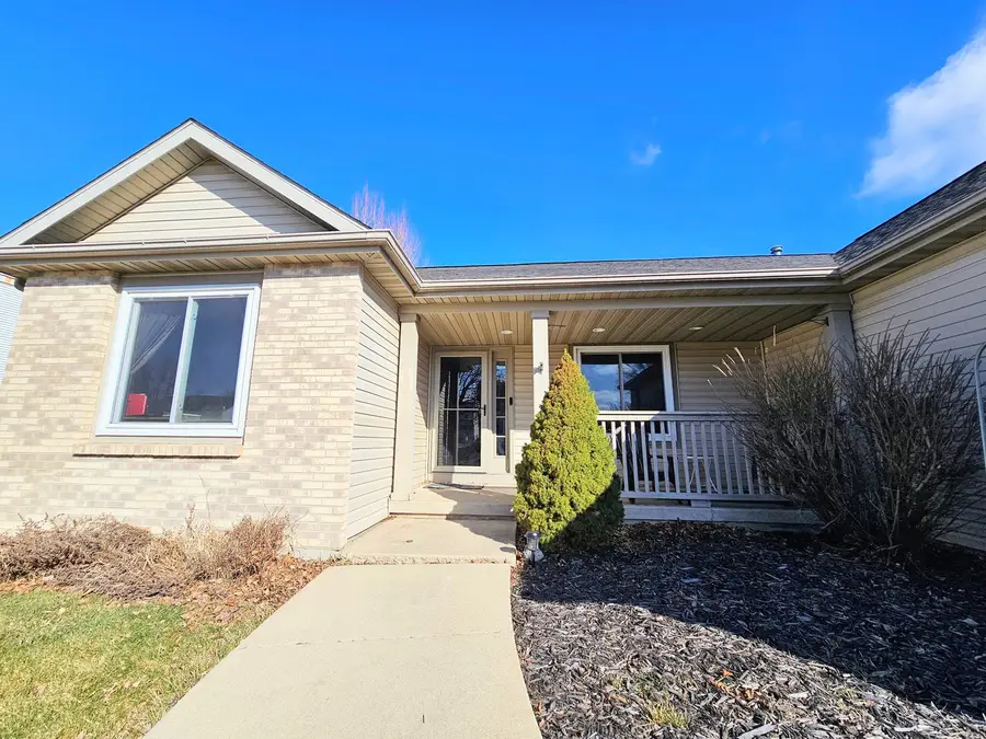 2100 Chamberlain Street, Belvidere, IL 61008 - #2