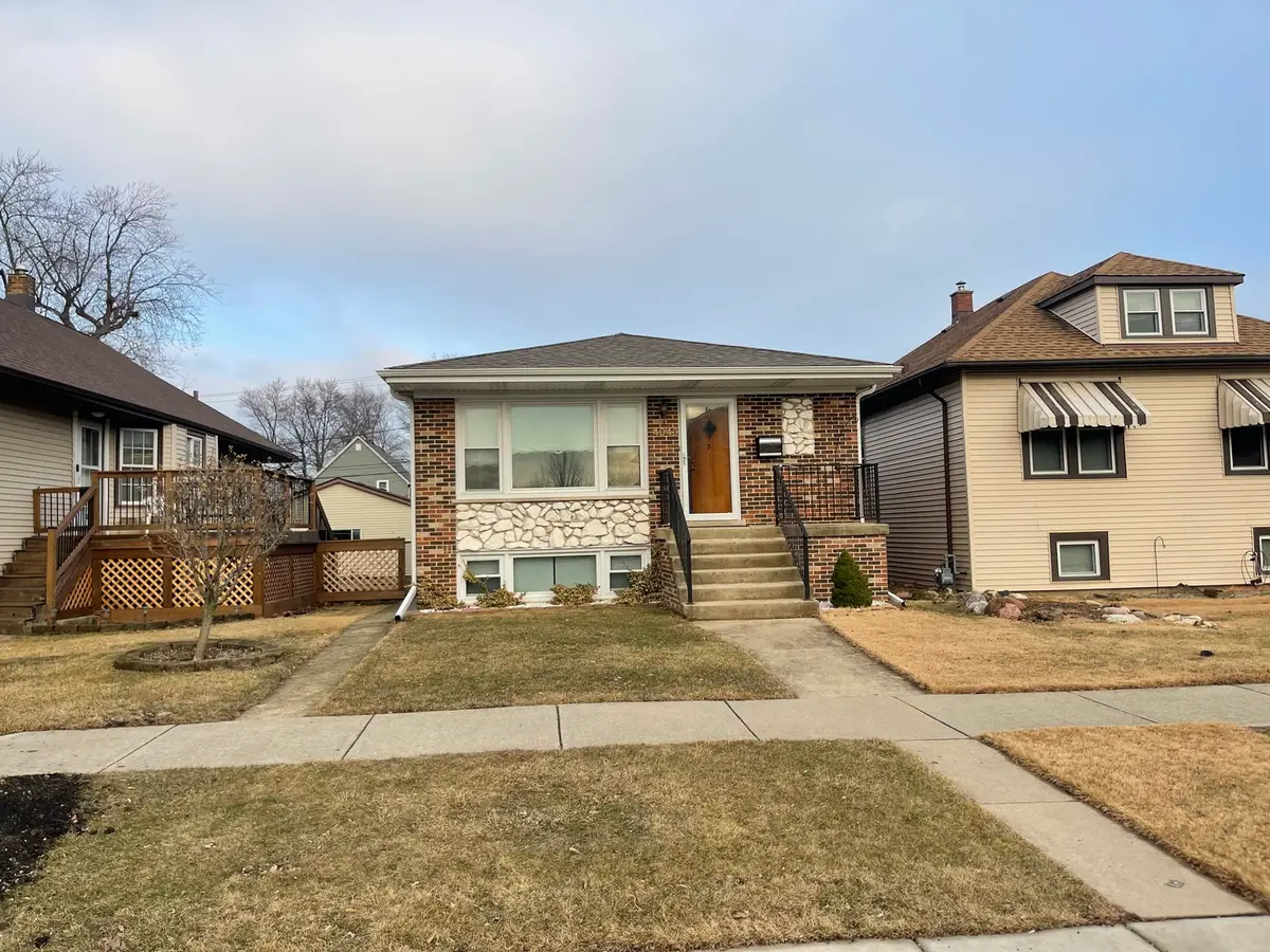4043 N Wagner Avenue, Schiller Park, IL 60176 - #1