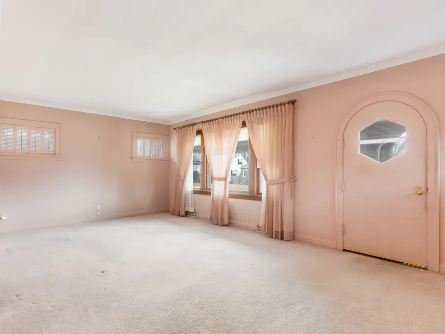 1115 N Prairie Avenue, Joliet, IL 60435 - #2