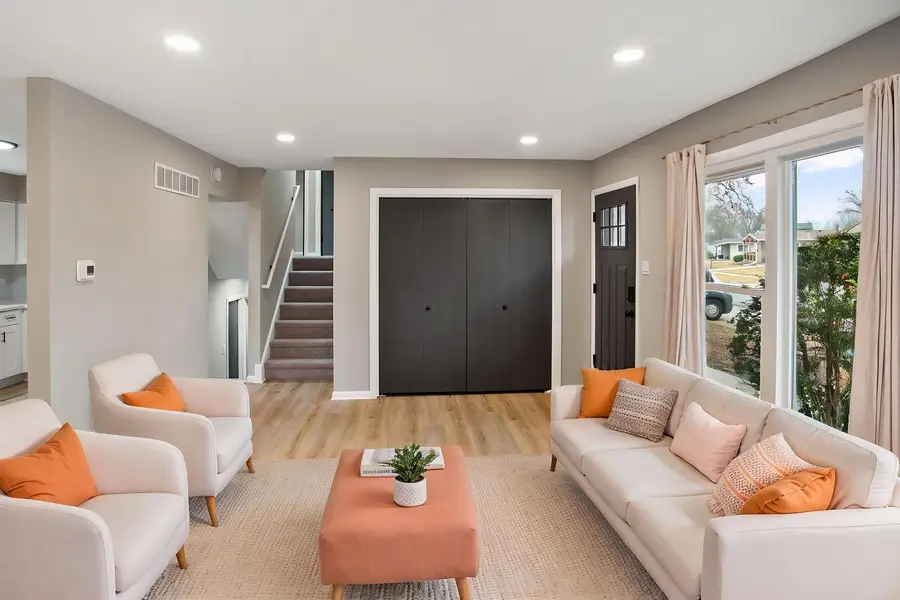 555 N Cherry Drive, Glenwood, IL 60425 - #3