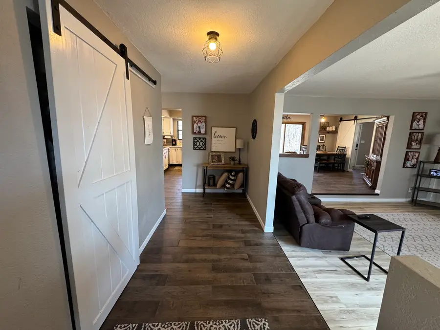 2702 Lakewood Drive, Vandalia, IL 62471 - #2
